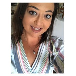 Meet your Posher, Raquelle